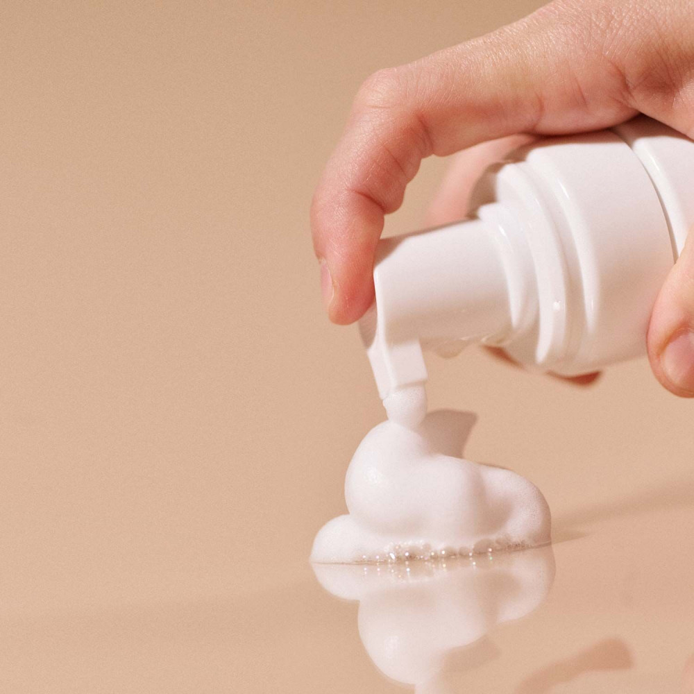 Лубриканты - Пена для интимной гигиены Bijoux Indiscrets Sex Au Naturel Prebiotic Intimate Wash Gentle Foam 150мл 6