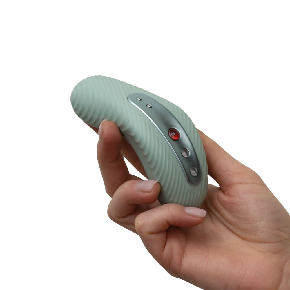 Вібропулі та міні-вібратори - Накладний вібратор Fun Factory LAYA III sage green, ефект постукування пальцем 8