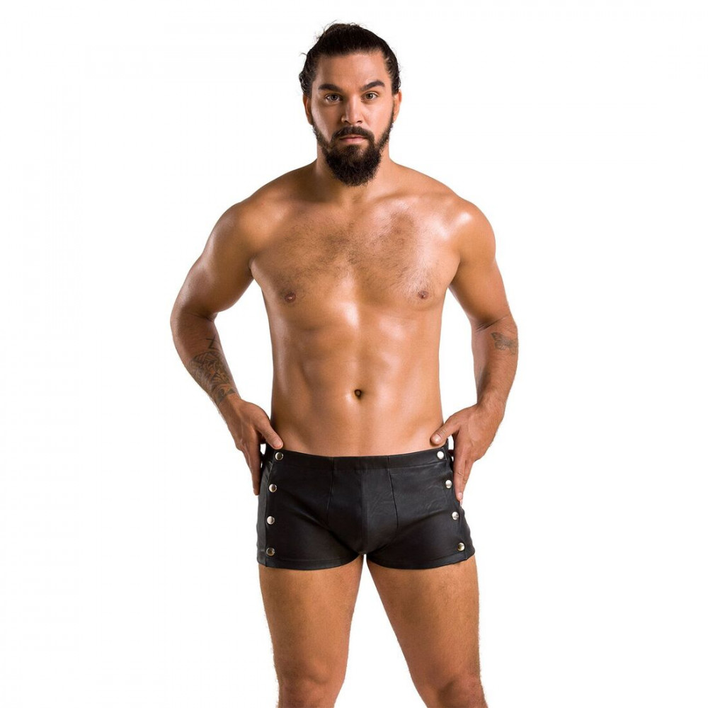 Стринги, трусы и шорты - Мужские кожаные боксеры с заклепками Passion 048 Short David L/XL Black 4