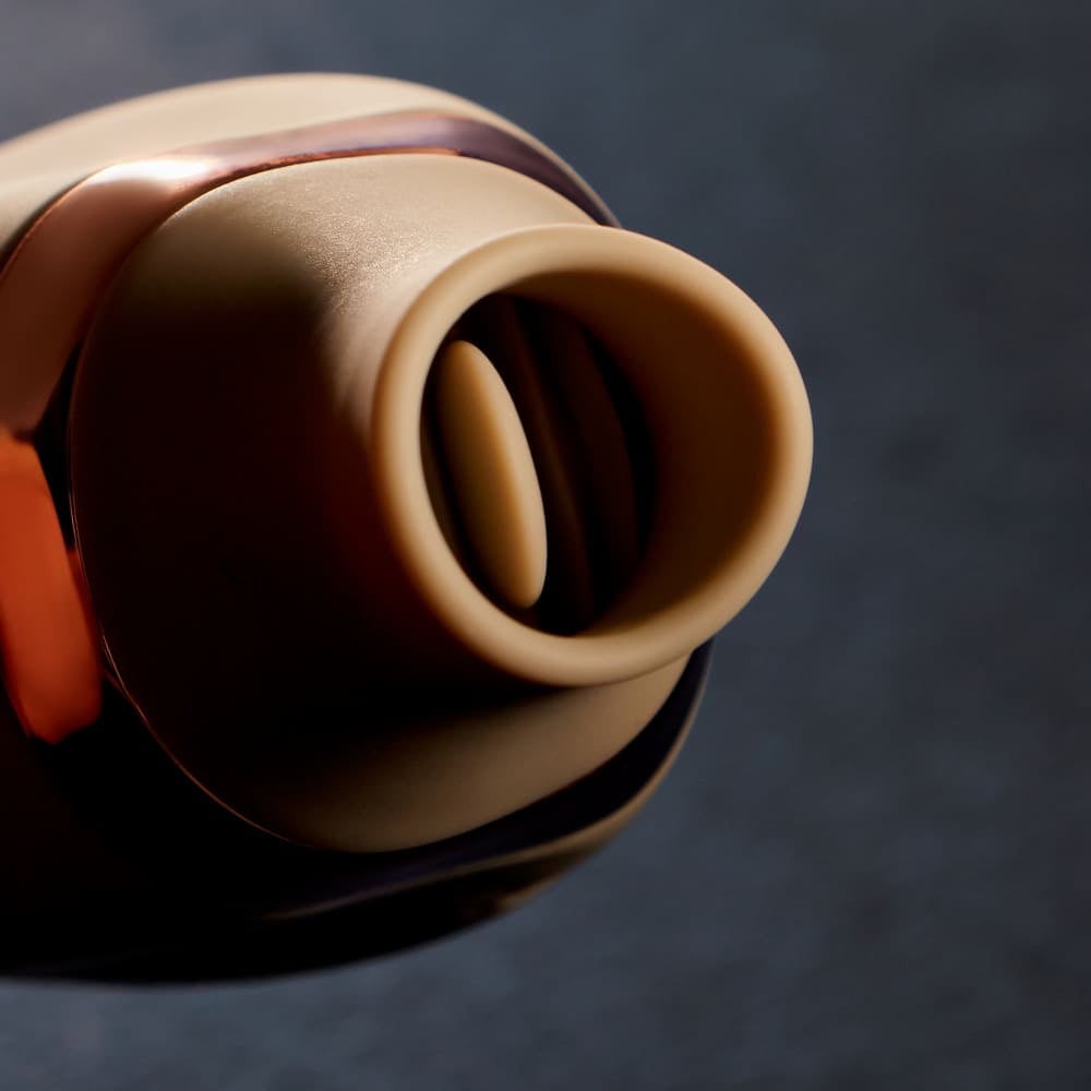 Різне - Вакуумний стимулятор для клітора Sweet Em з функцією лизання (рухливий язичок), рожевий 4