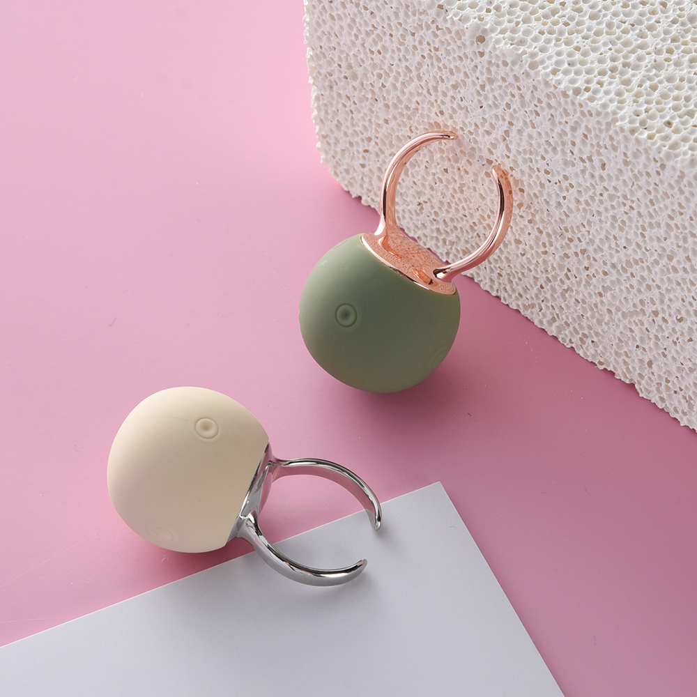 Вібропулі та міні-вібратори - Вібратор-кільце Sweet Em для клітора, зелений, 2.7 х 4.5 х 2 см 7