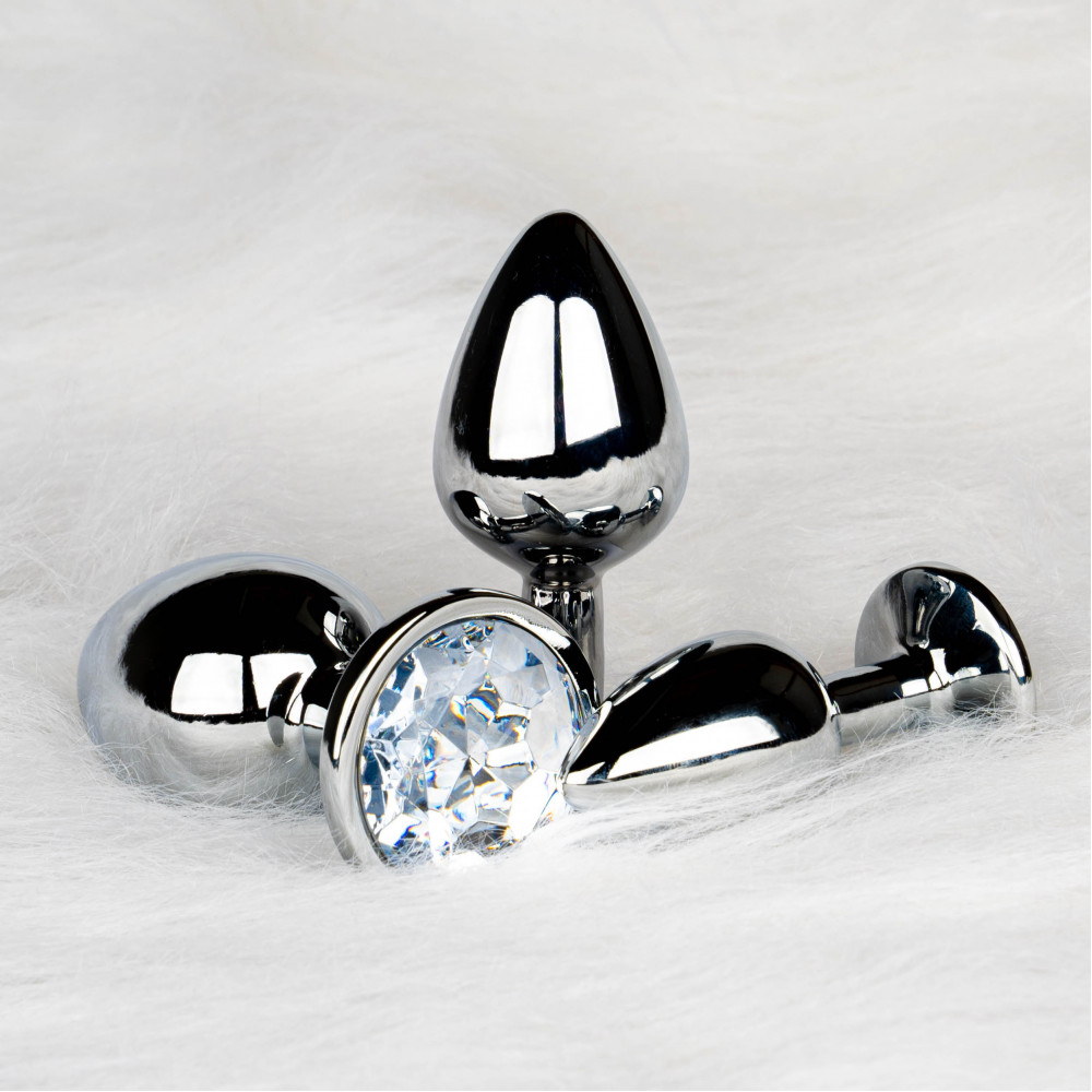 Анальные игрушки - Металлическая анальная пробка Round Gem, размер М цвет: серебристый/белый Ouch! (Нидерланды) 5