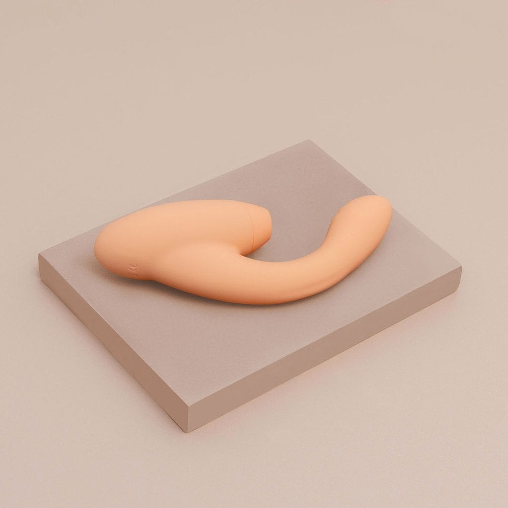 Різне - Безконтактний вібратор подвійної стимуляції з підігрівом Sweet Em, бежевий 3