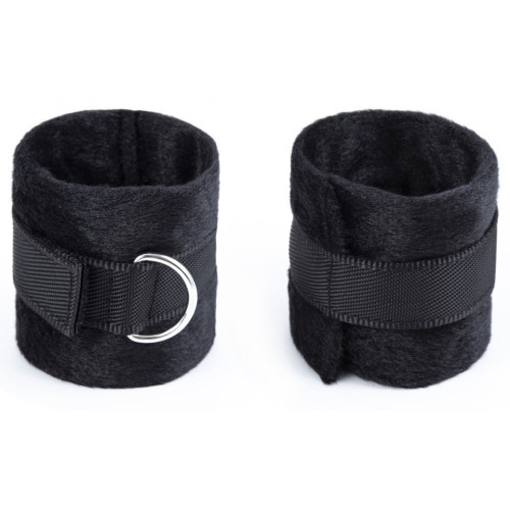 БДСМ игрушки - Крестовина с наручниками и поножами, черного цвета 1