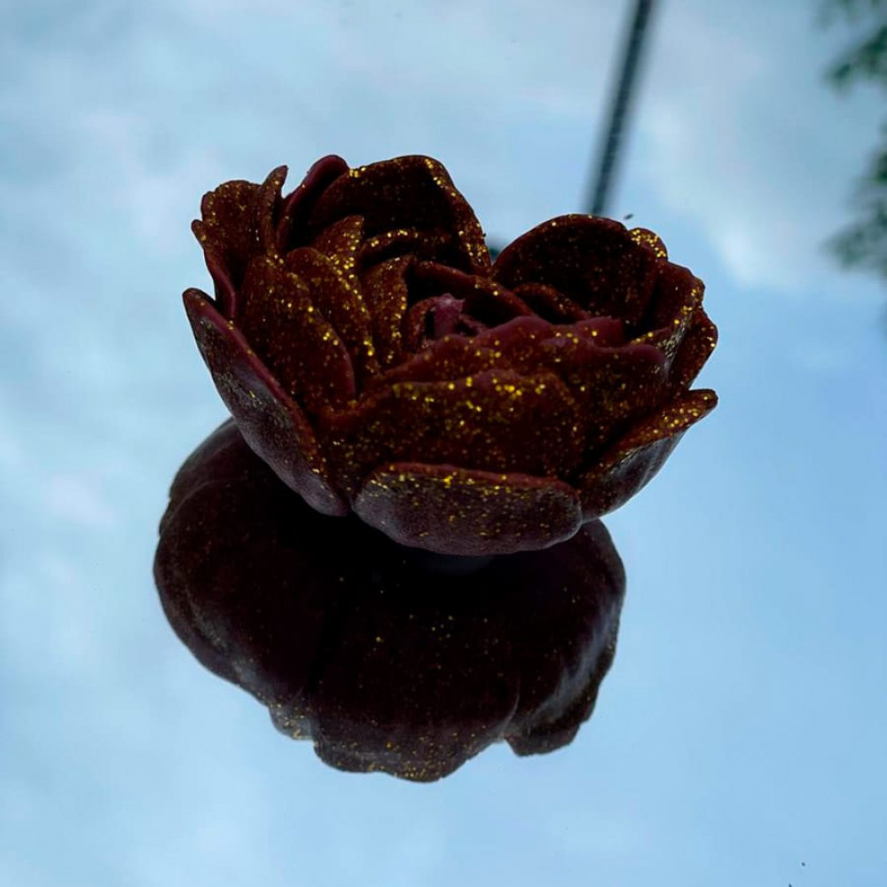 Різне - Свічка низькотемпературна у вигляді троянди з глітером GlowKink бордова, L 8