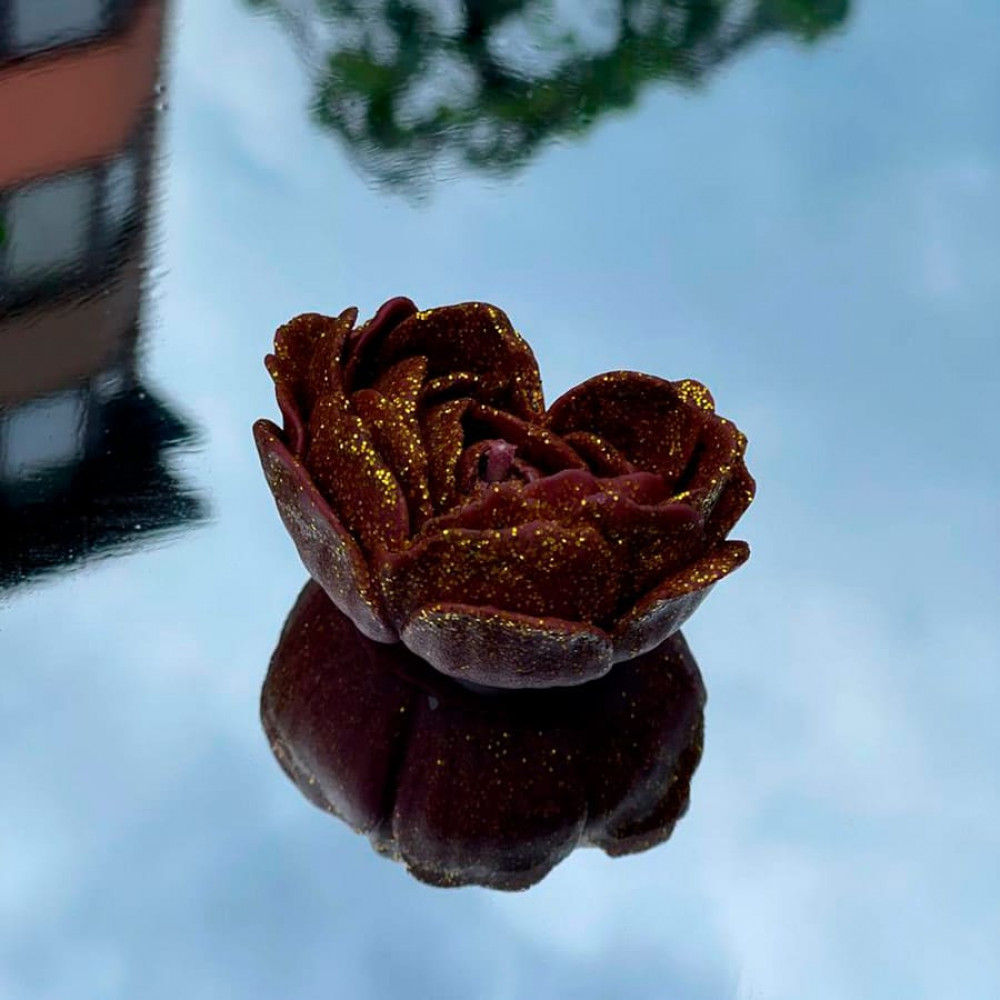 Різне - Свічка низькотемпературна у вигляді троянди з глітером GlowKink бордова, L 19