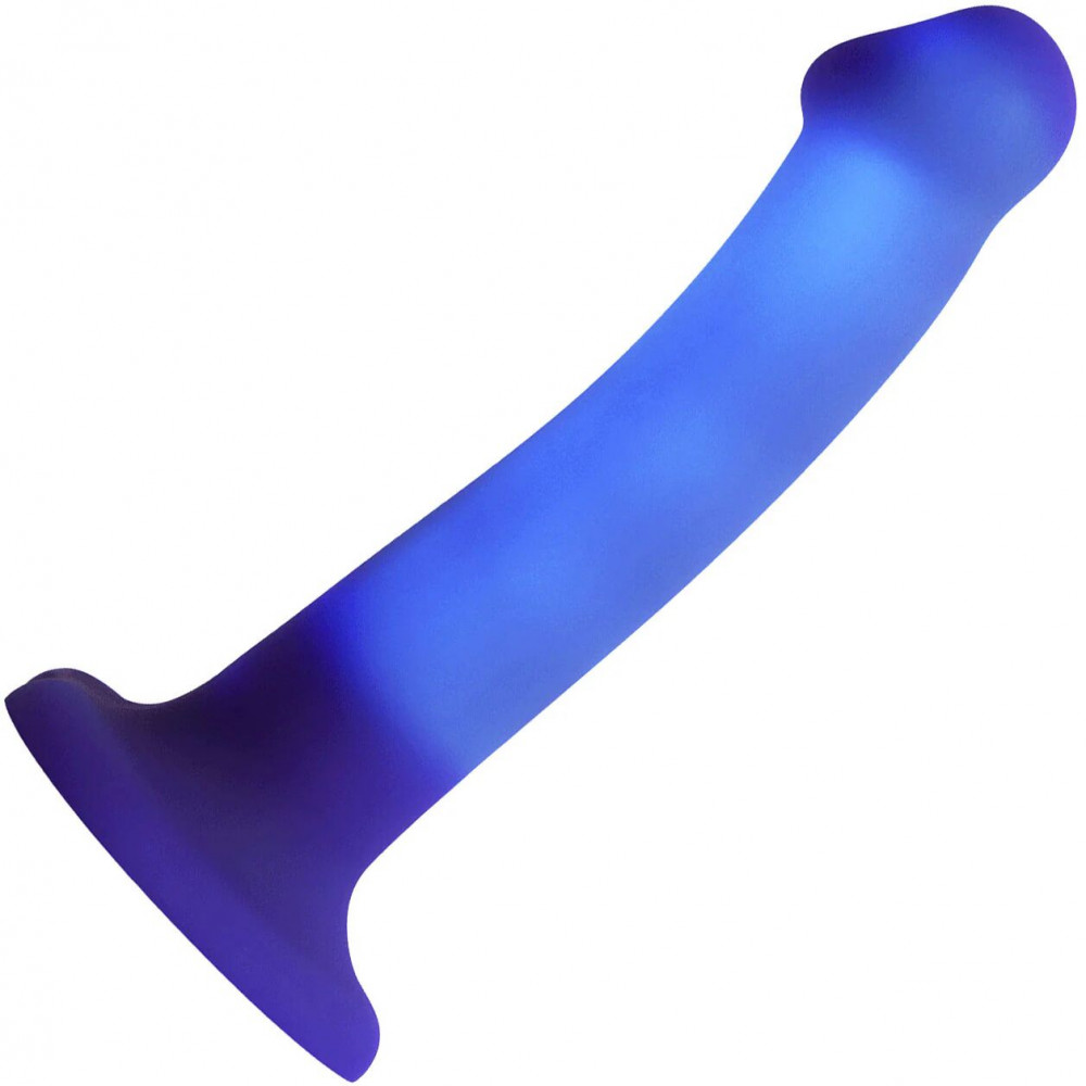 Фалоімітатор - Дилдо, що світиться Strap-On-Me Glow-LED Dildo Purple - M