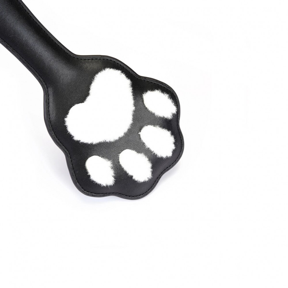 Плети, стеки, флоггеры, тиклеры - Паддл в виде кошачьей лапки Liebe Seele Round Paddle Black/White 2