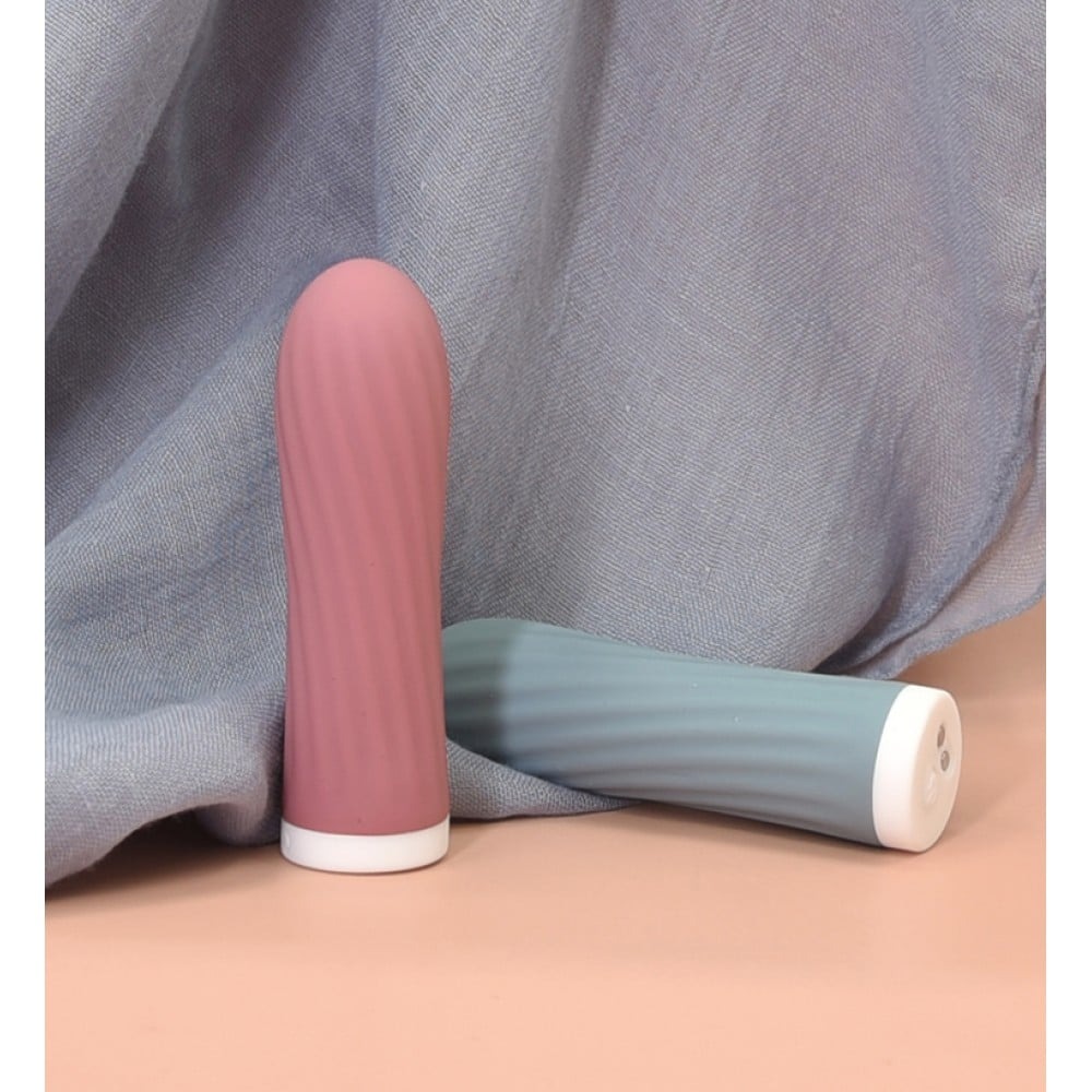 Разное - Мини-вибратор для клитора рельефный Sweet Em Velvet Lure, 10 режимов вибрации, голубой 8