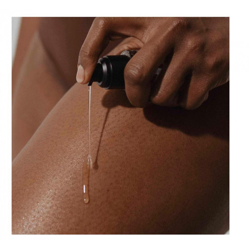 Різне - Розігріваюча їстівна масажна олія Bijoux Indiscrets WARMING MASSAGE OIL Slow Sex 3