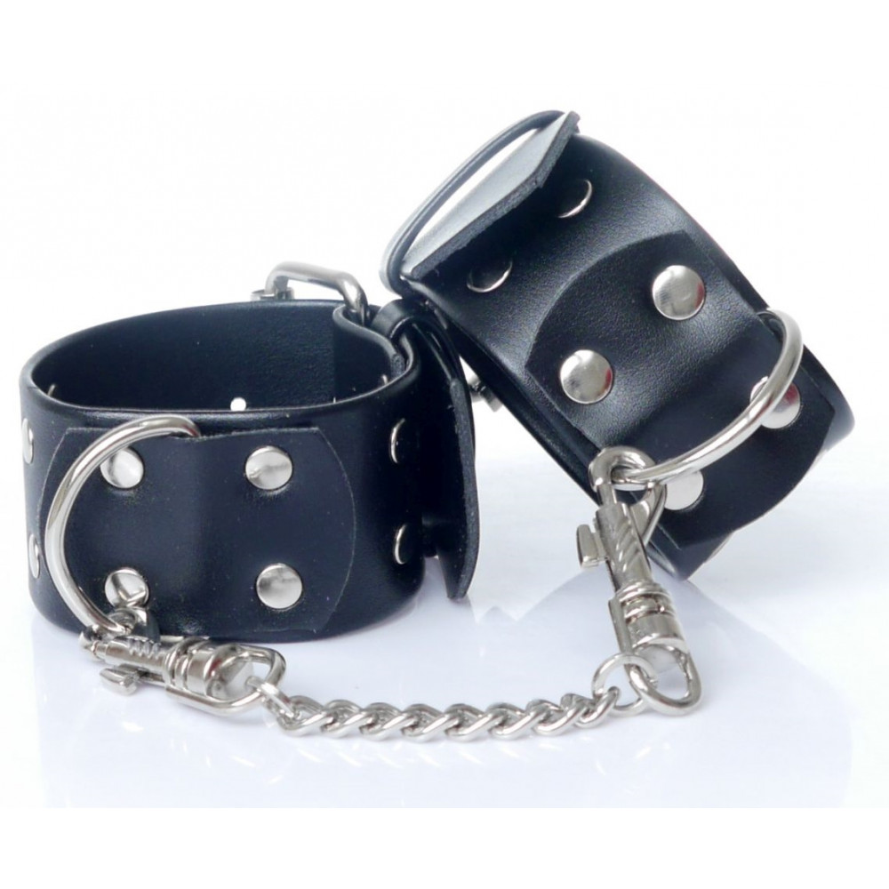 Разное - Наручники из искуственной кожи Fetish Boss Series - Handcuffs with studs, BS3300092