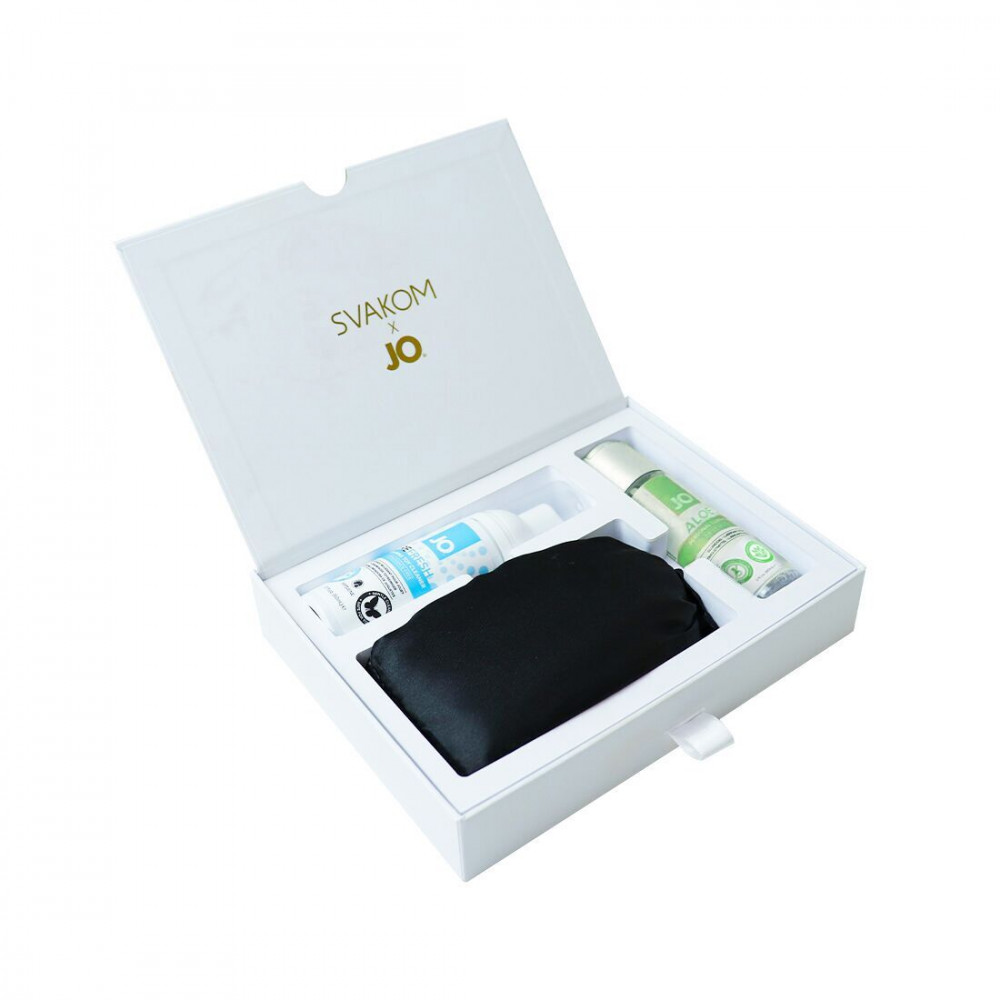 Секс боксы - Подарочный набор Svakom Anniversary Box: вакуумный стимулятор, ленты, маска, лубрикант, спрей 3