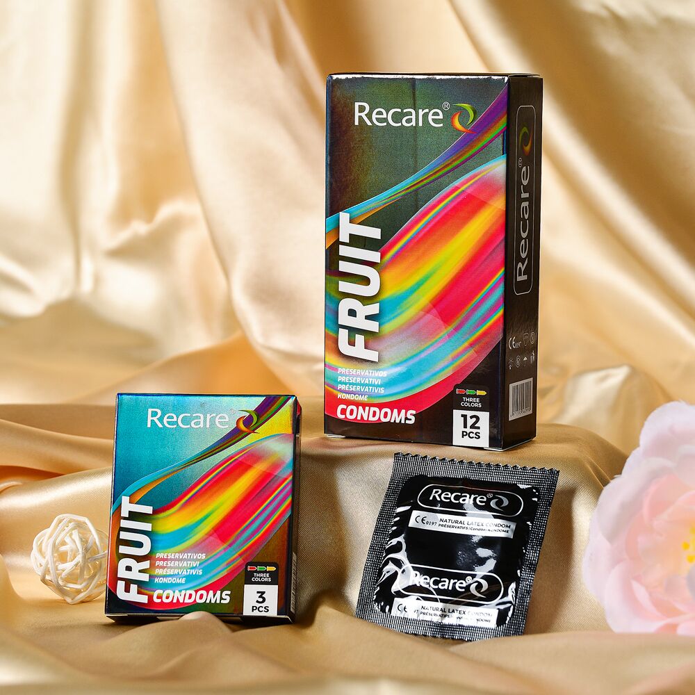 Презервативы - Презервативы Holographic Recare Color Fruit Flavour Condoms 3 шт, ароматы: мята, банан, клубника 5