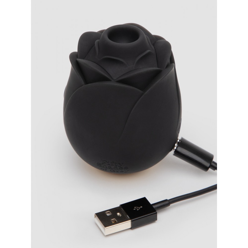 Секс игрушки - Клиторальный стимулятор в форме розы Fifty Shades of Grey Rose Clitoral Suction черного цвета 5