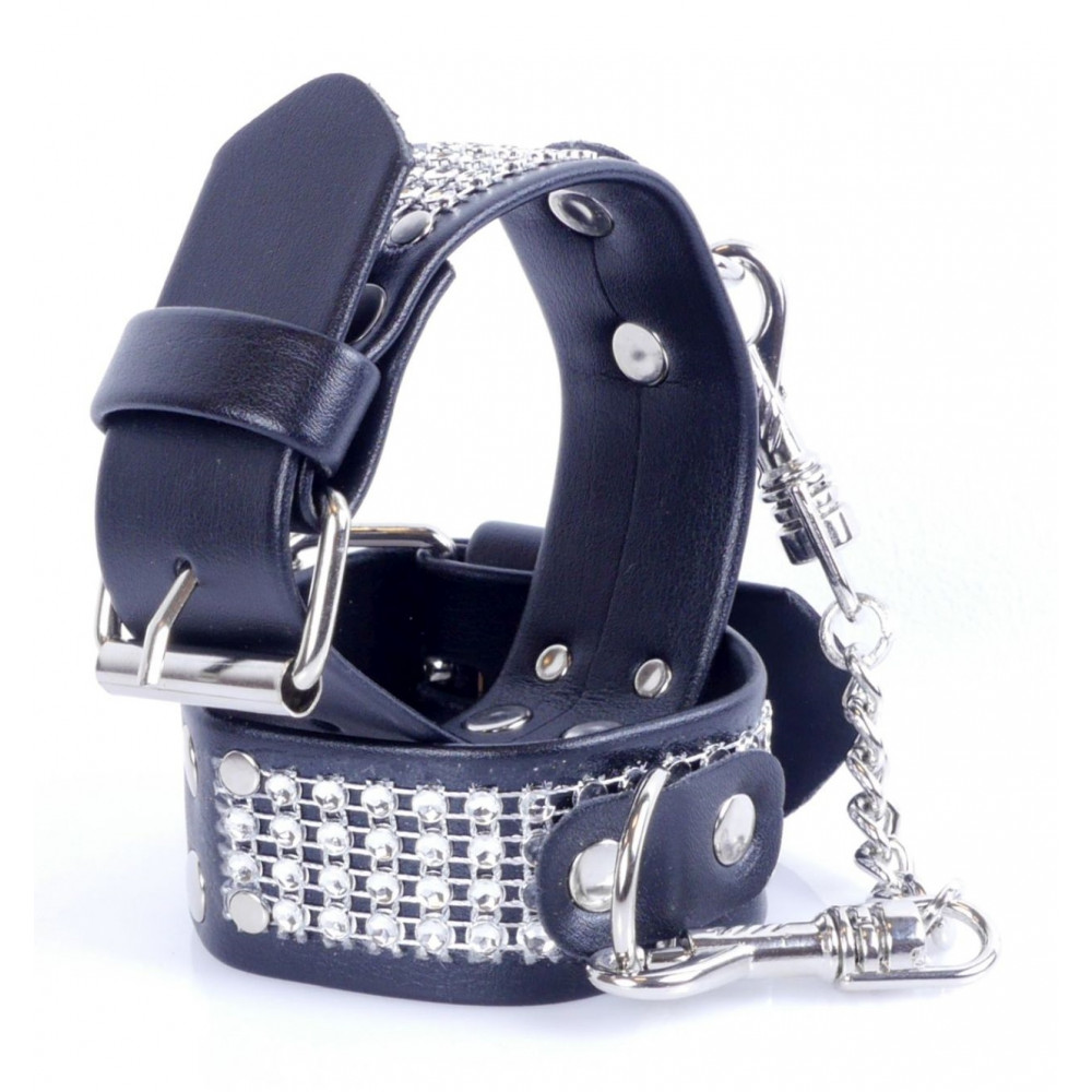 Різне - Наручники зі штучної шкіри з кристалами Fetish Boss Series - Handcuffs with cristals Silver, BS3300094 3