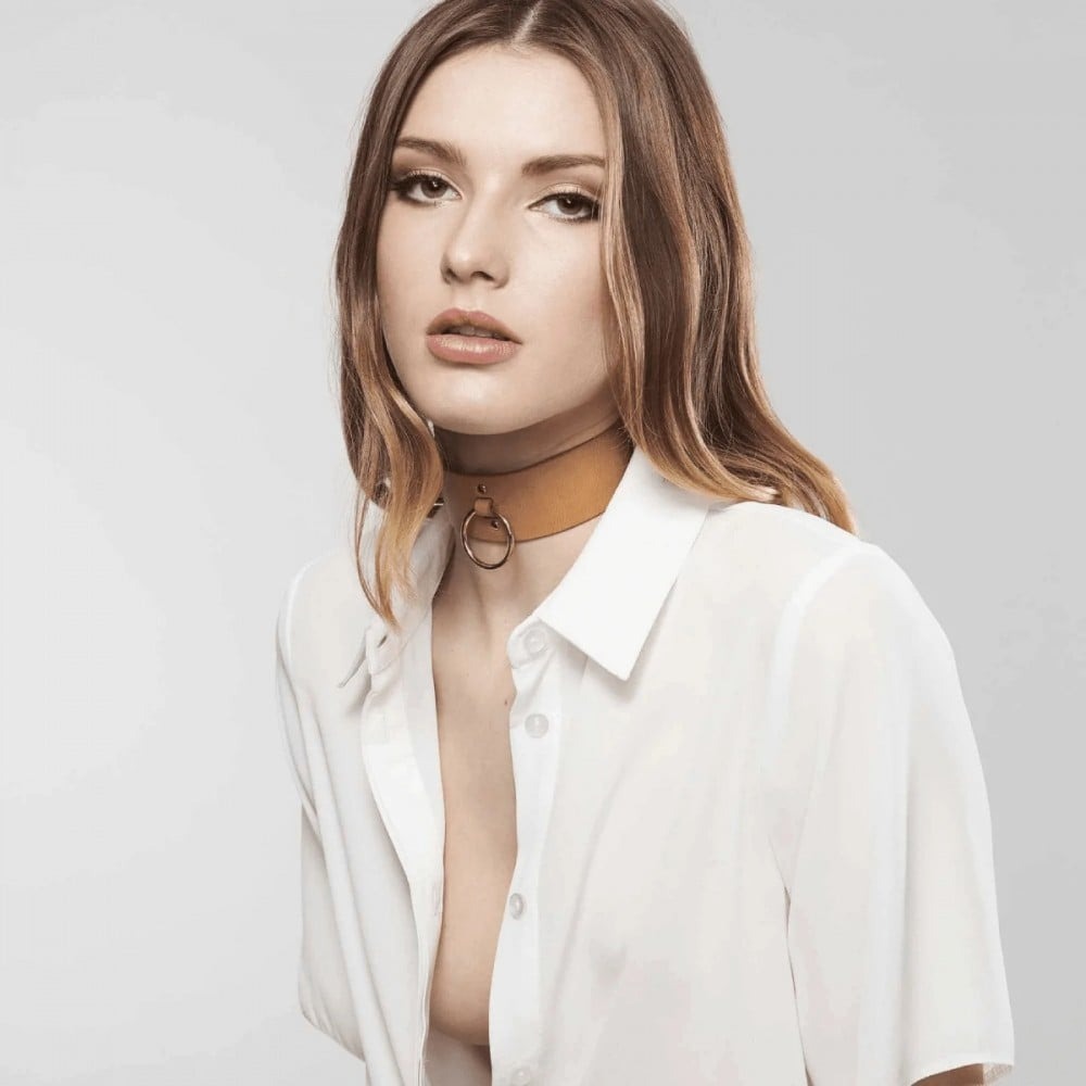 БДСМ игрушки - Ошейник MAZE - Wide Choker Brown 6