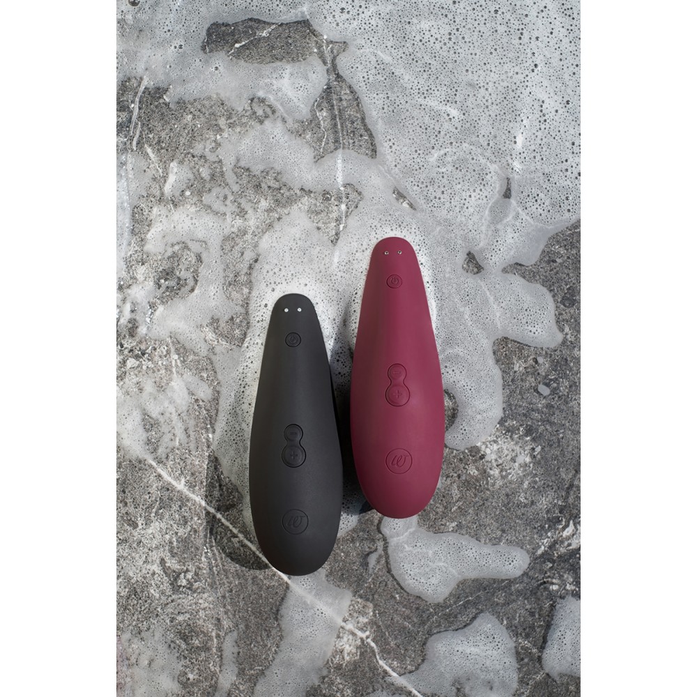 - Вакуумный клиторальный стимулятор Womanizer Classic 2 Bordeaux 4