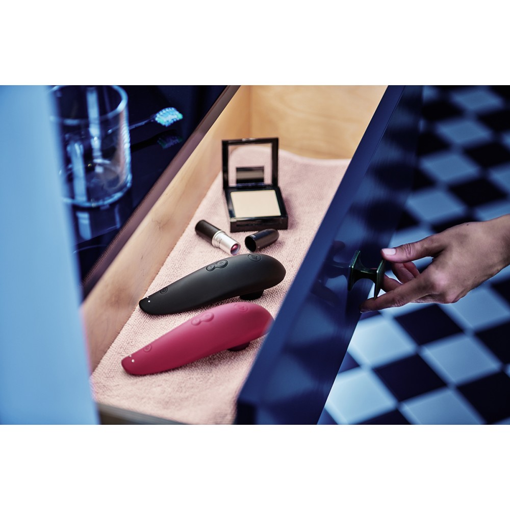  - Вакуумный клиторальный стимулятор Womanizer Classic 2 Bordeaux 10