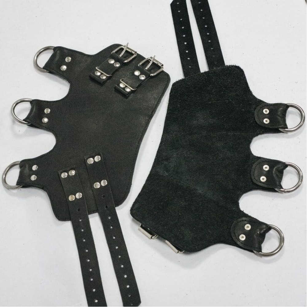 БДСМ наручники - Поножи манжеты для подвеса за ноги Leg Cuffs For Suspension из натуральной кожи, цвет черный 3