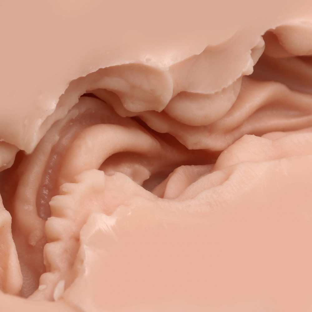 Мастурбатори без вібрації - Мастурбатор-вагіна Naked Factory Cup Sleeve V–1, наскрізний 10