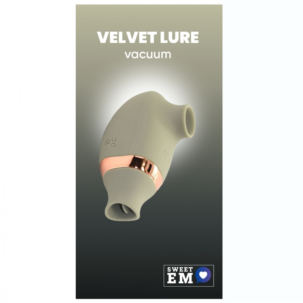 Вибратор-кролик - Вакуумный стимулятор клитора с функцией лизания (подвижный язычек) Sweet Em Velvet Lure, зеленый USB