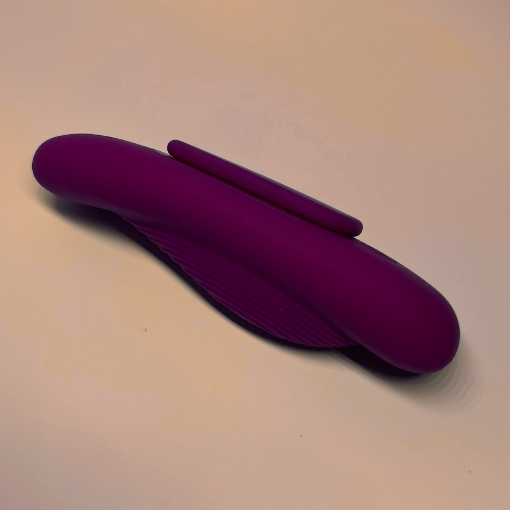 Вибропули и мини-вибраторы - Вибратор в трусики с пультом Passion Play, 28 режимов вибрации 7