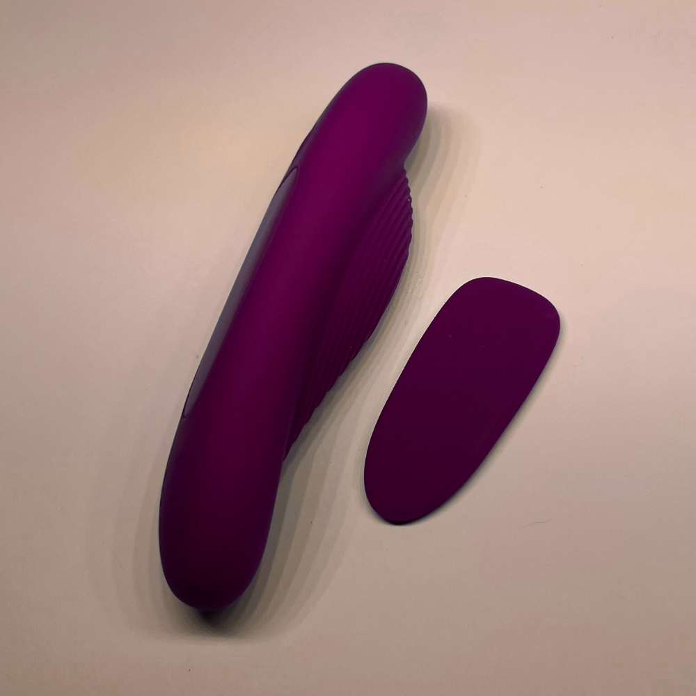 Вибропули и мини-вибраторы - Вибратор в трусики с пультом Passion Play, 28 режимов вибрации 6