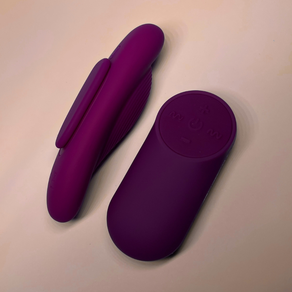 Вибропули и мини-вибраторы - Вибратор в трусики с пультом Passion Play, 28 режимов вибрации 5