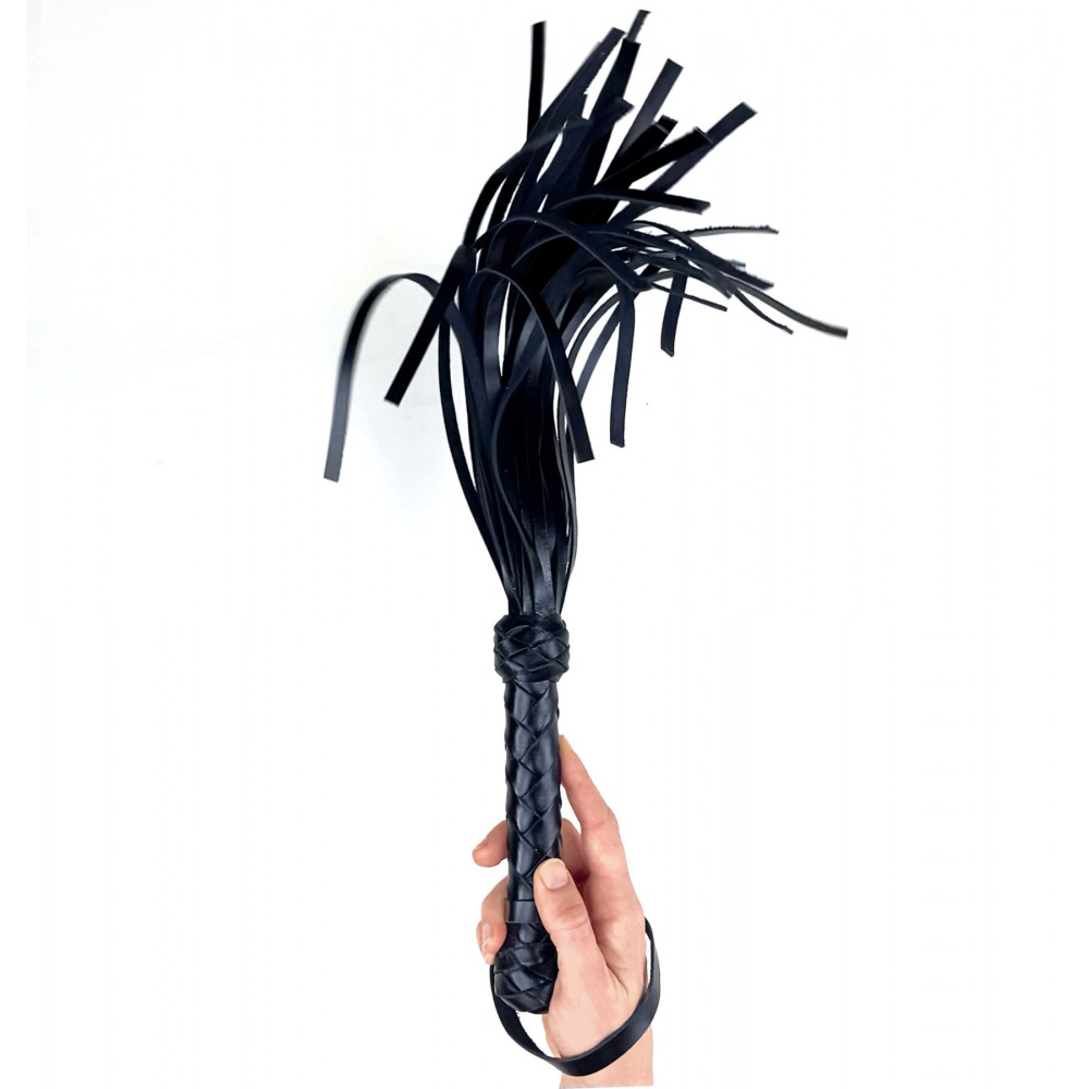 БДСМ плети, шлепалки, метелочки - Флоггер маленький / мартинет, 30 хвостов по 35 см, цвет черный 2