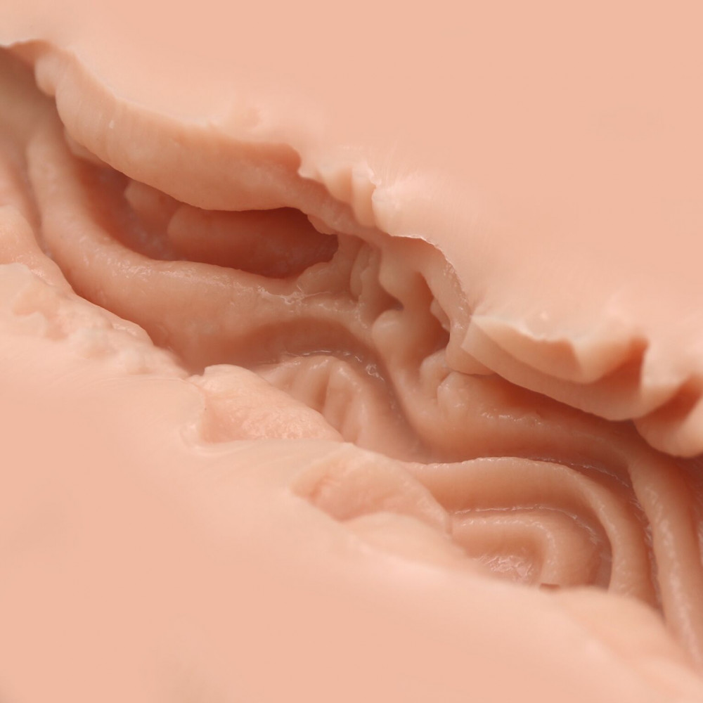 Мастурбатори без вібрації - Мастурбатор-вагіна Naked Factory Cup Sleeve V–4, наскрізний 11