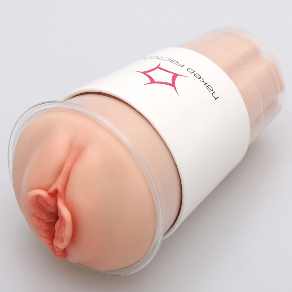 Мастурбатори без вібрації - Мастурбатор-вагіна Naked Factory Cup Sleeve V–4, наскрізний