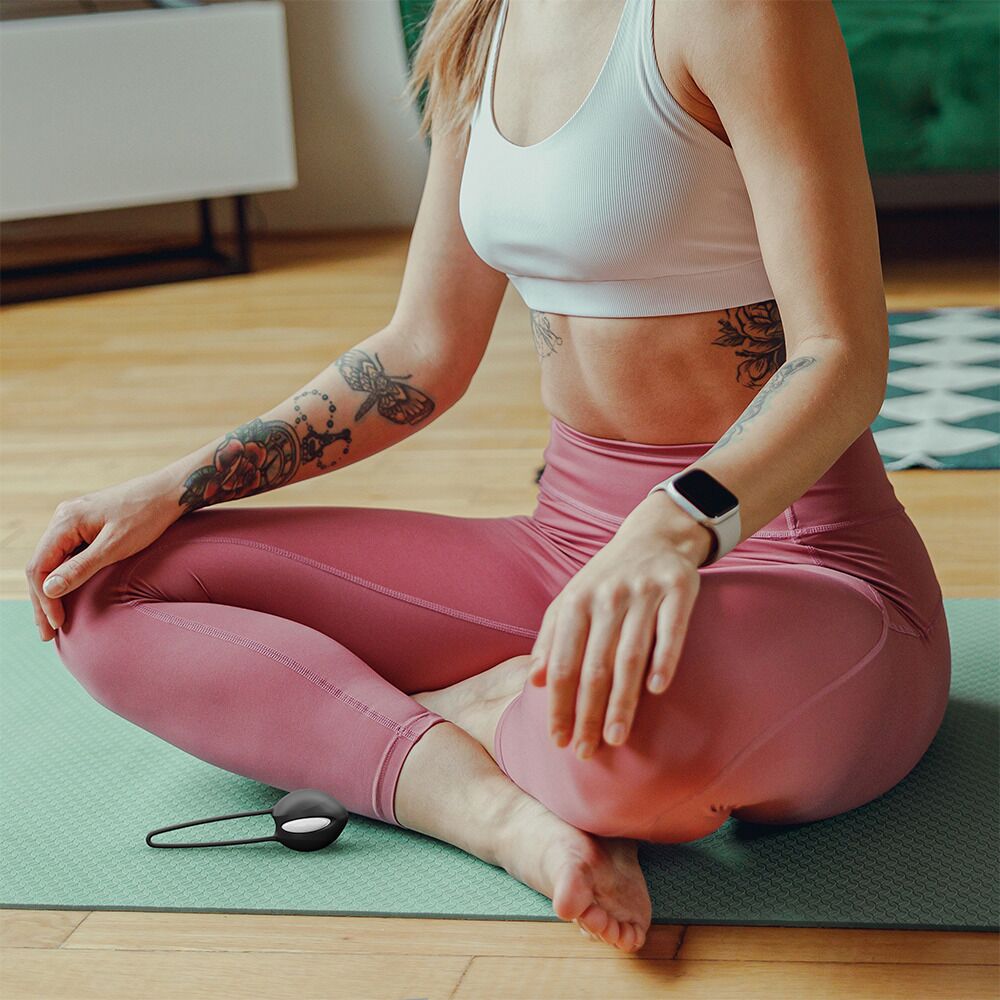 Вагінальні кульки та тренажери - Вагінальна кулька Fun Factory SMARTBALL UNO Black, одинарна, діаметр 3,6 см 9