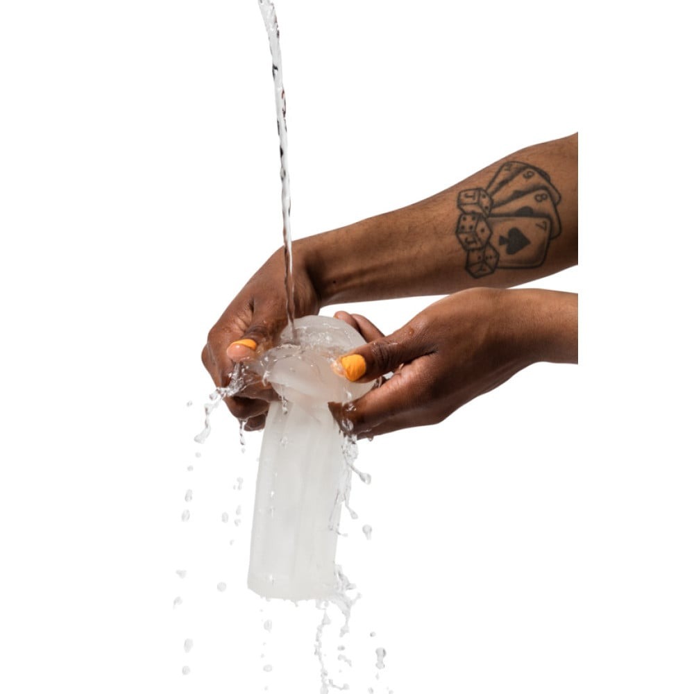 Мастурбаторы без вибрации - Мастурбатор универсальный в колбе Romp Dash с эффектом всасывания 7