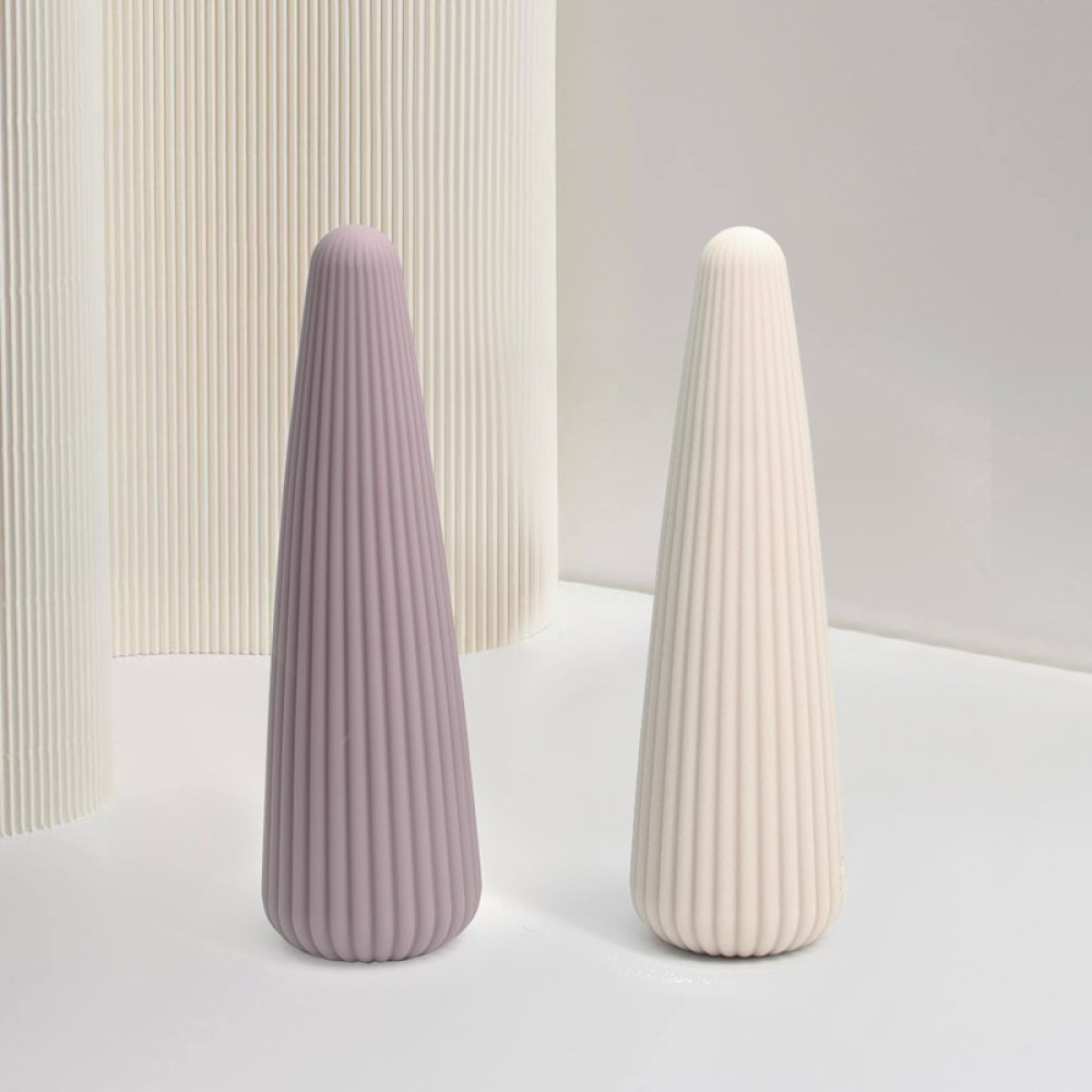  - Вібратор для клітора Sweet Em Cone у формі конуса, ребристий, фіолетовий, 12,8 × 3,8 см 8