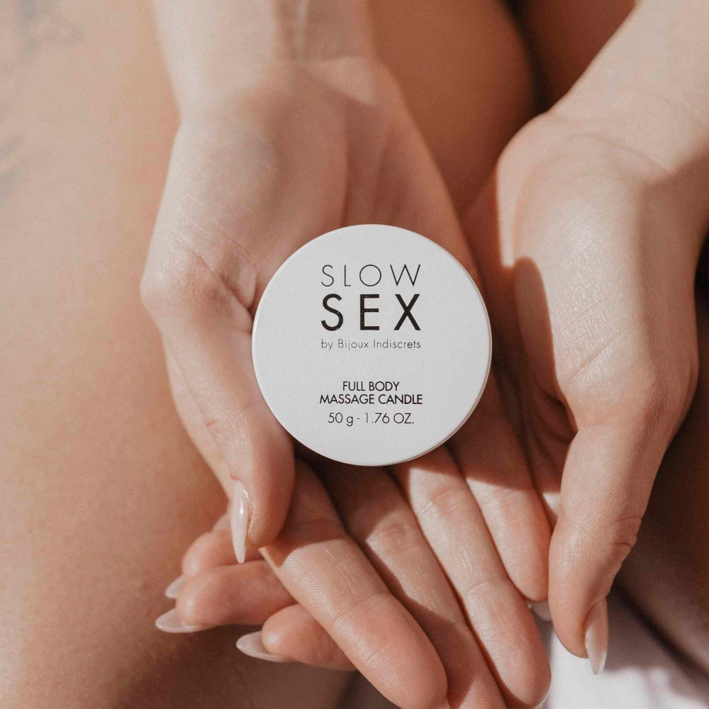 Різне - Масажна свічка з оліями ароматна Bijoux Indiscrets Massage Candle Slow Sex, 50 мл
