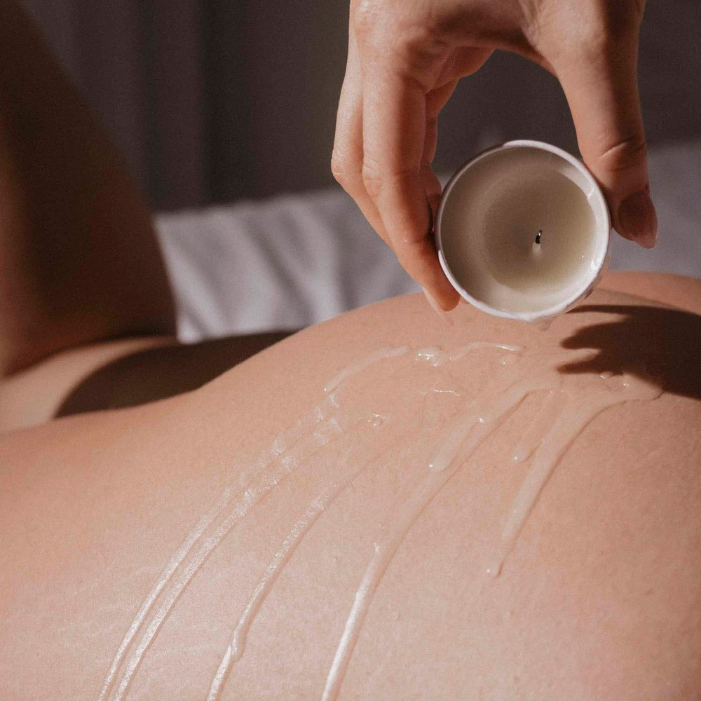 Різне - Масажна свічка з оліями ароматна Bijoux Indiscrets Massage Candle Slow Sex, 50 мл 2
