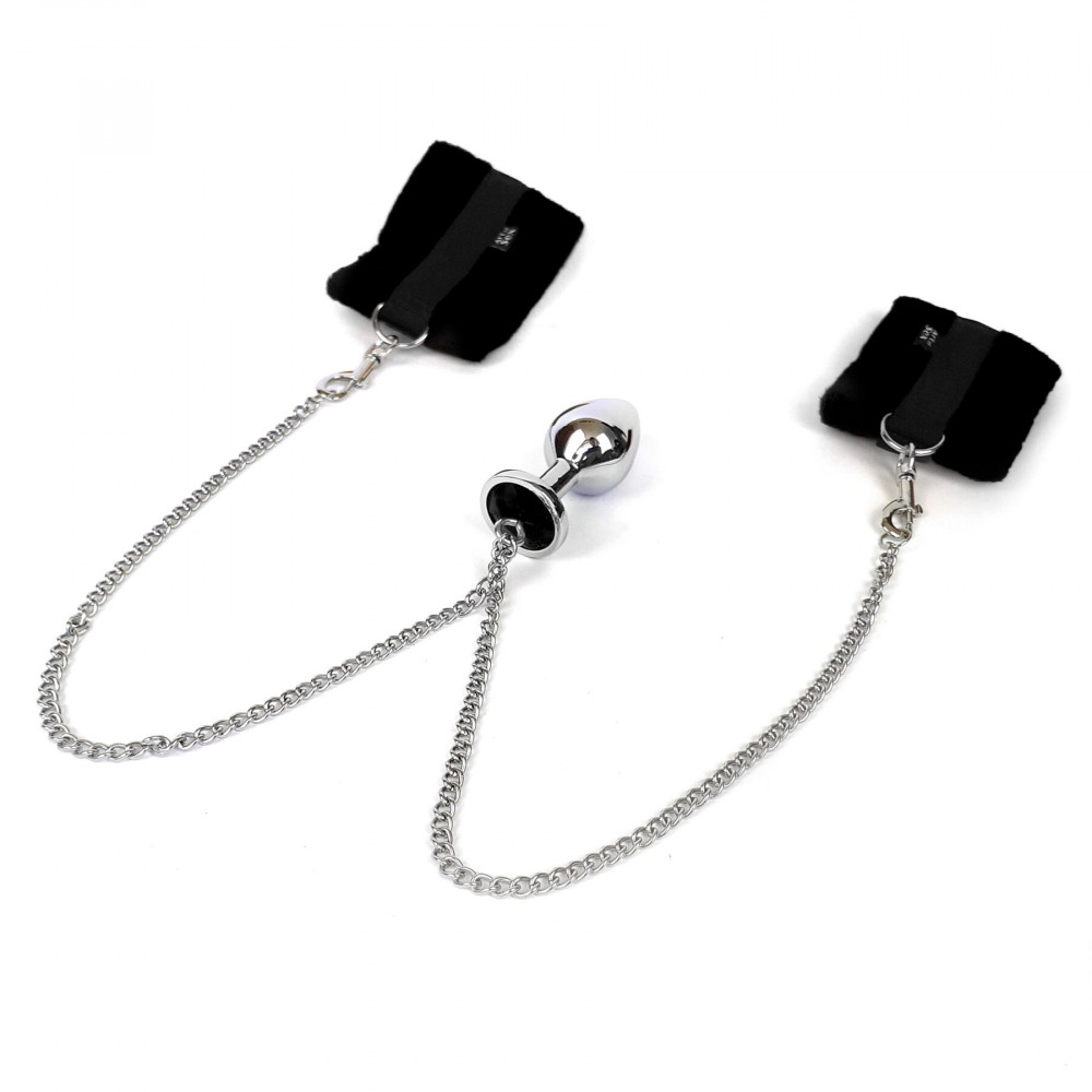 БДСМ наручники - Наручники с металлической анальной пробкой Art of Sex Handcuffs with Metal Anal Plug size M Black 2