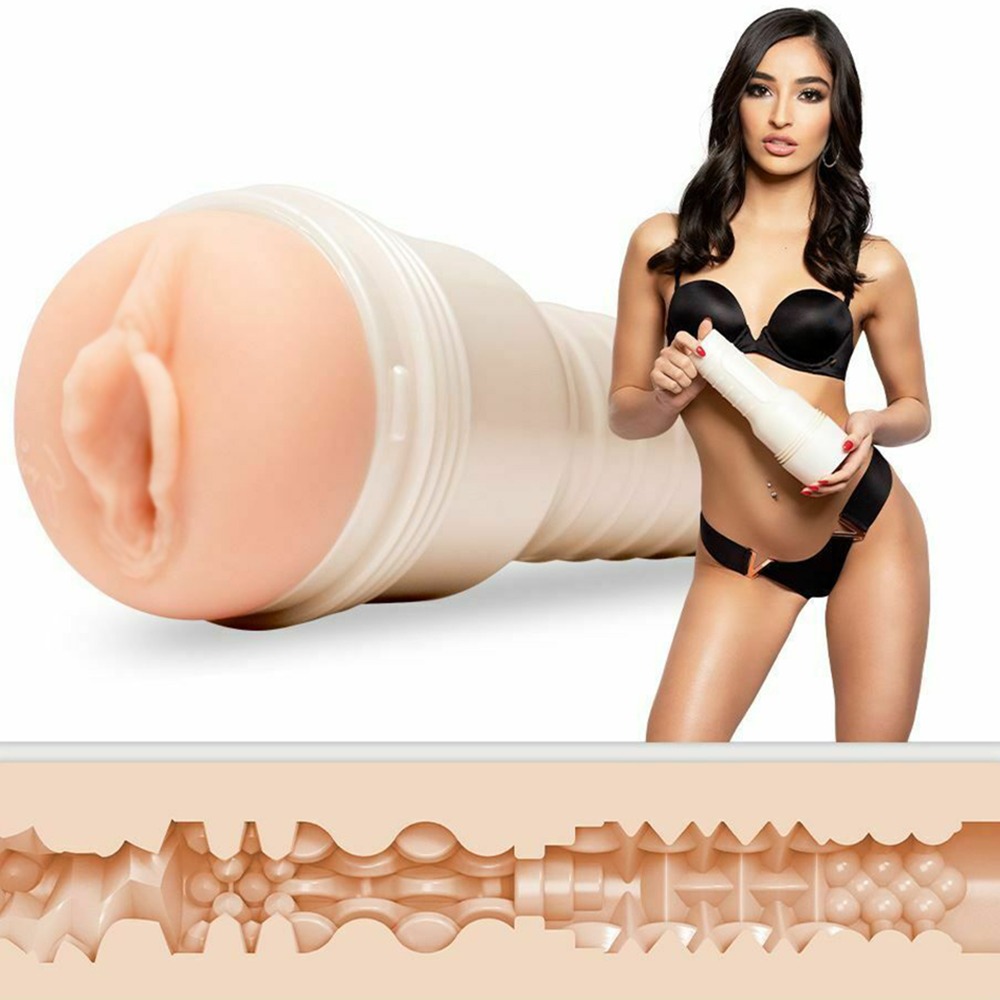 Секс игрушки - Мастурбатор вагина в колбе Fleshlight Emily Willis киберкожа (Superskin), бежевый