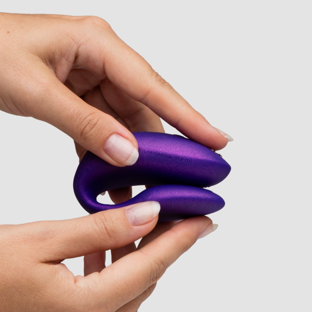 Игрушки для пар - Вибратор для пар We-Vibe Chorus Pro Cosmic Purple с пультом и приложением, фиолетовый 16