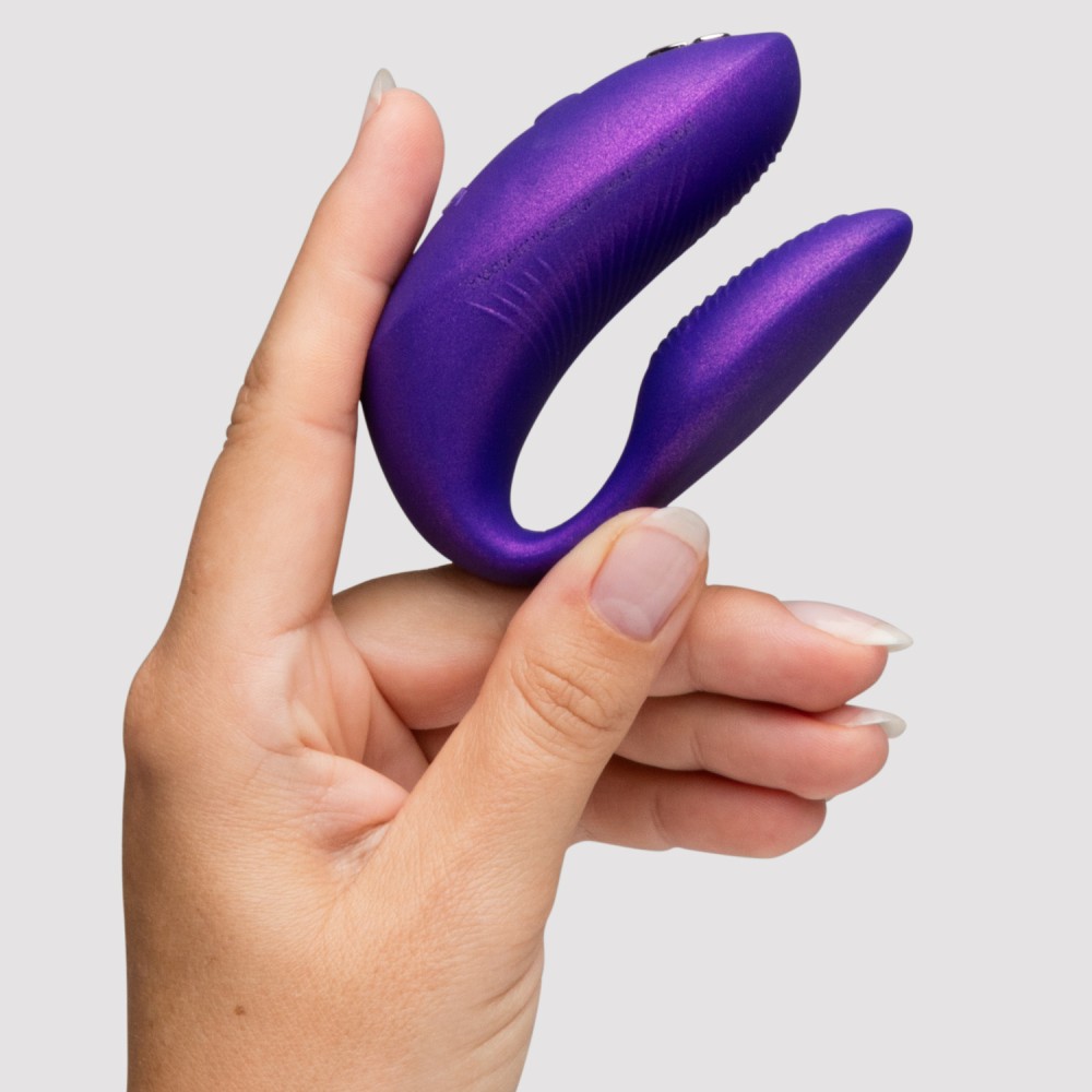 Игрушки для пар - Вибратор для пар We-Vibe Chorus Pro Cosmic Purple с пультом и приложением, фиолетовый 9