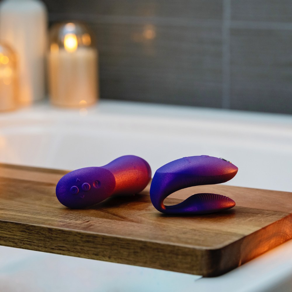 Игрушки для пар - Вибратор для пар We-Vibe Chorus Pro Cosmic Purple с пультом и приложением, фиолетовый 42