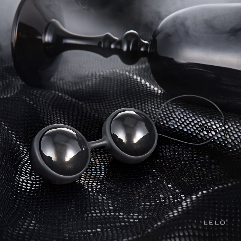 Вагинальные шарики - Вагинальные шарики LELO Luna Beads Noir Black, смещенный центр тяжести, диаметр 2,9 см, 2х37 г 1