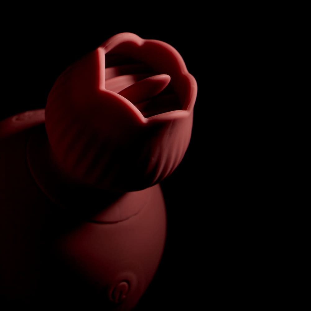 Різне - Вібратор для клітора-квітка двосторонній Sweet Em Velvet Lure, рожевий 9