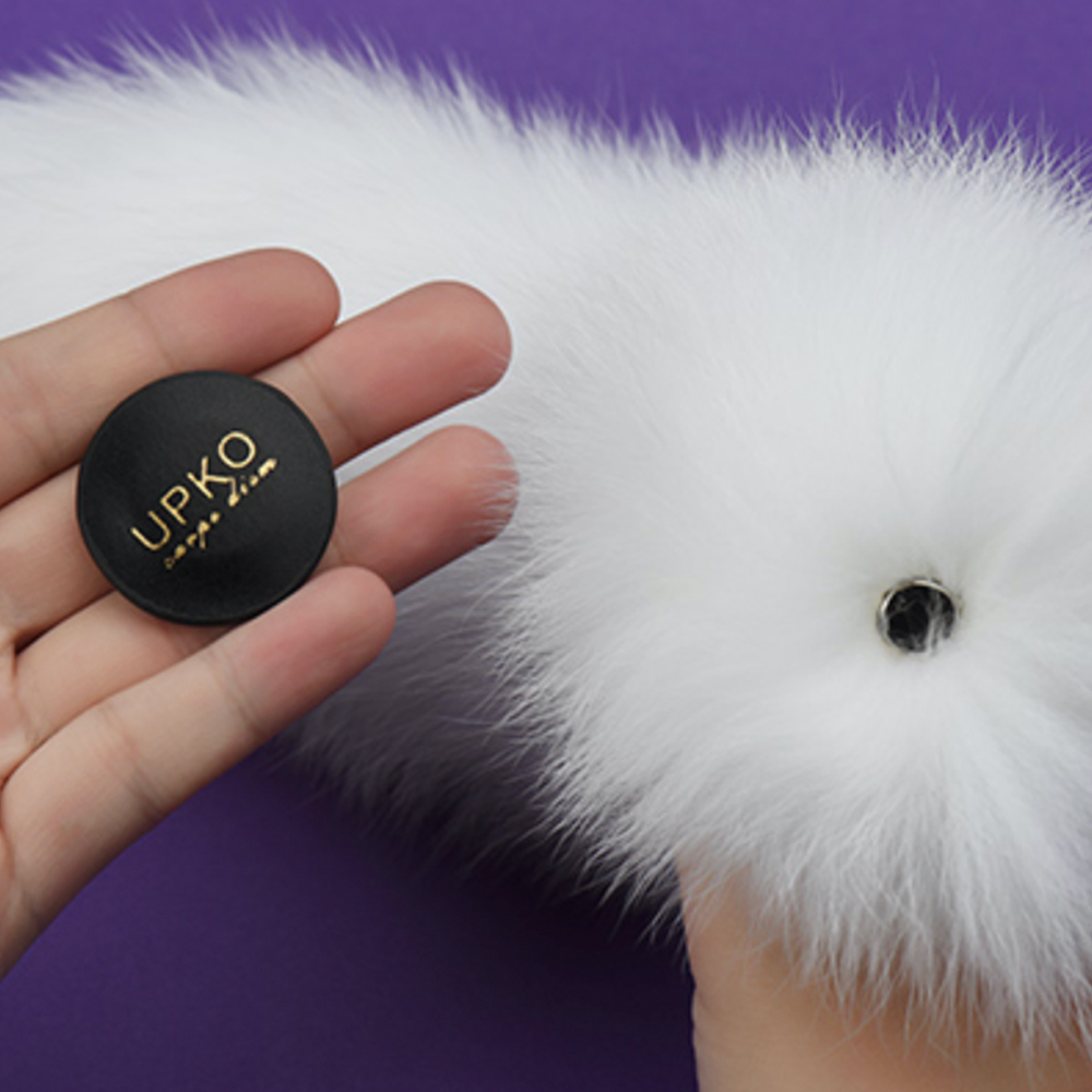Різне - Хвіст на магнітній основі UPKO для Pet Play з лисиного хутра, білий 2