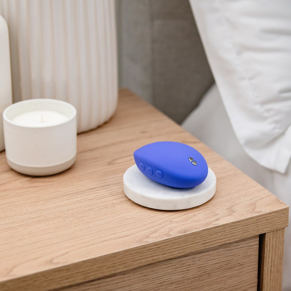 Вібропулі та міні-вібратори - Кліторальний вібратор We-Vibe Temp Lavender Blue з функцією нагрівання та охолодження, синій 14