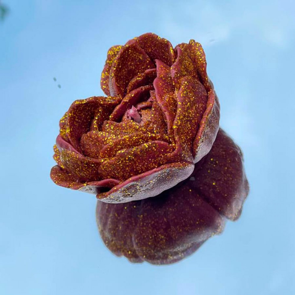 Різне - Свічка низькотемпературна у вигляді троянди з глітером GlowKink бордова, М 6