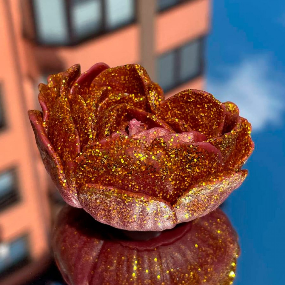 Різне - Свічка низькотемпературна у вигляді троянди з глітером GlowKink бордова, М 59