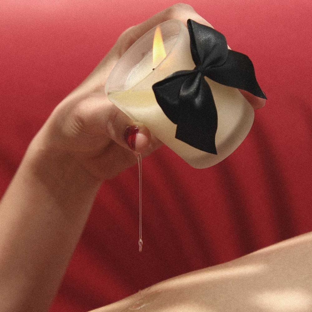 Для масажу - Свічка для масажу та поцілунків Bijoux Indiscrets, с солоною карамеллю