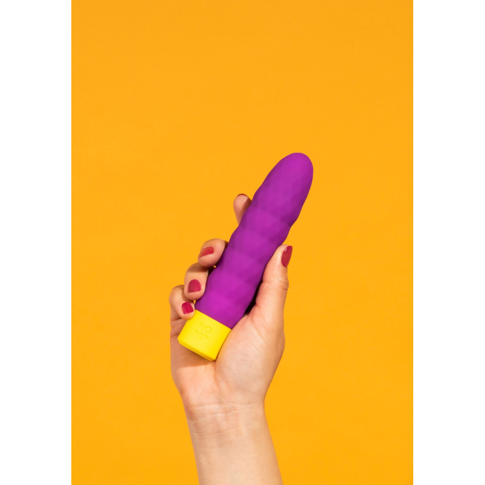 Різне - Класичний рельєфний вібратор Romp Beat фіолетовий 4
