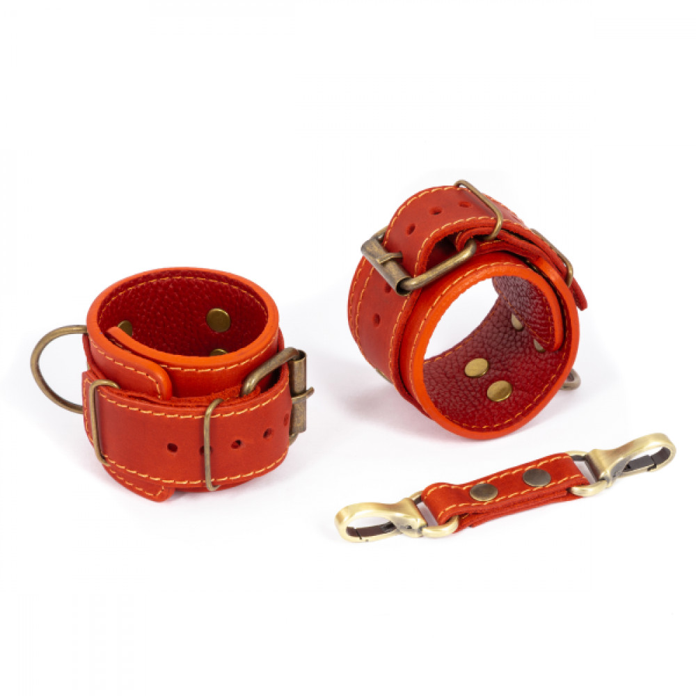 Наручники, веревки, бондажы, поножи - Премиум наручники LOVECRAFT красные, натуральная кожа, в подарочной упаковке 4